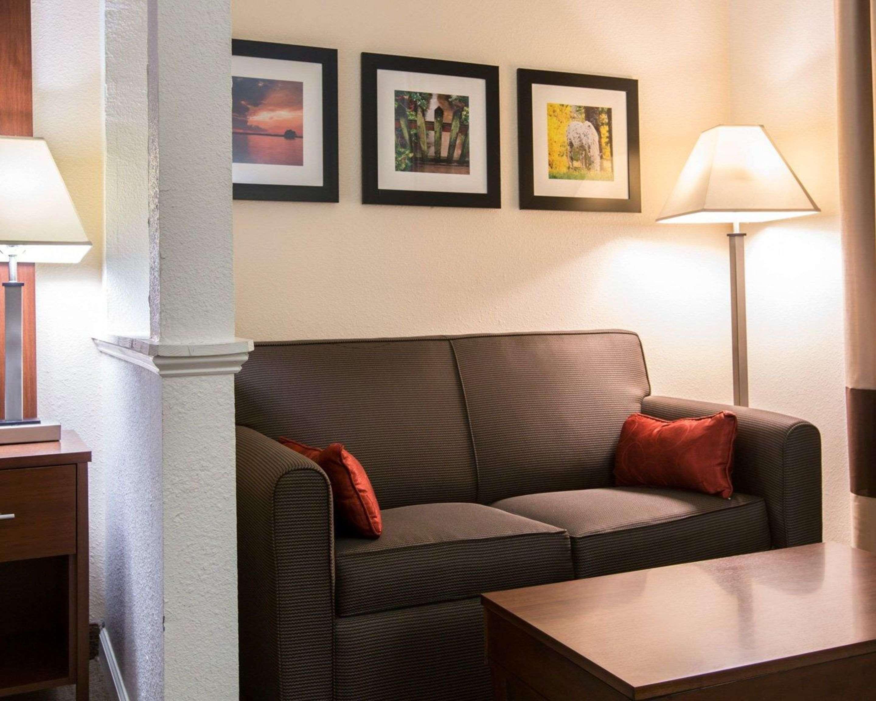 Comfort Suites Cumming-Atlanta Near Northside Hospital Forsyth Экстерьер фото