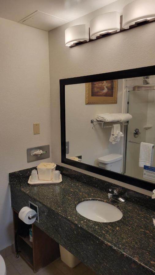 Comfort Suites Cumming-Atlanta Near Northside Hospital Forsyth Экстерьер фото