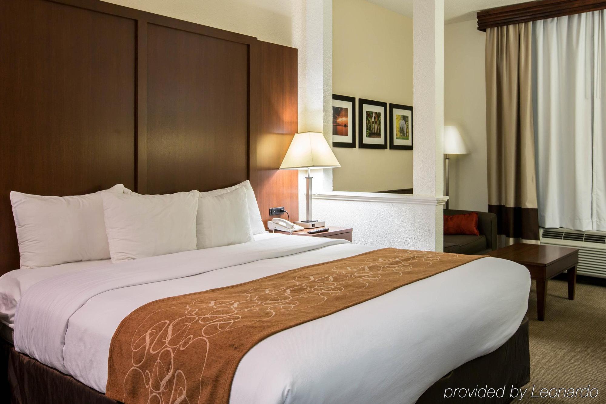 Comfort Suites Cumming-Atlanta Near Northside Hospital Forsyth Экстерьер фото