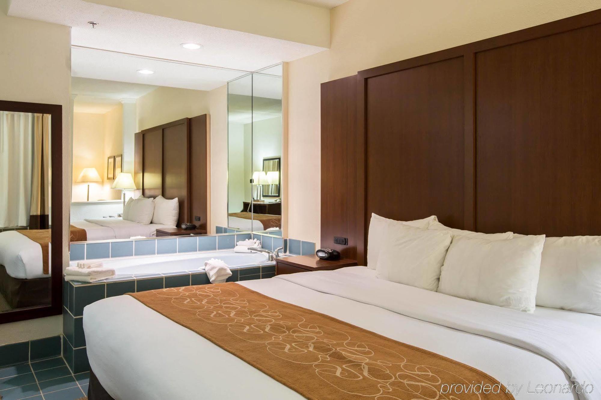 Comfort Suites Cumming-Atlanta Near Northside Hospital Forsyth Экстерьер фото